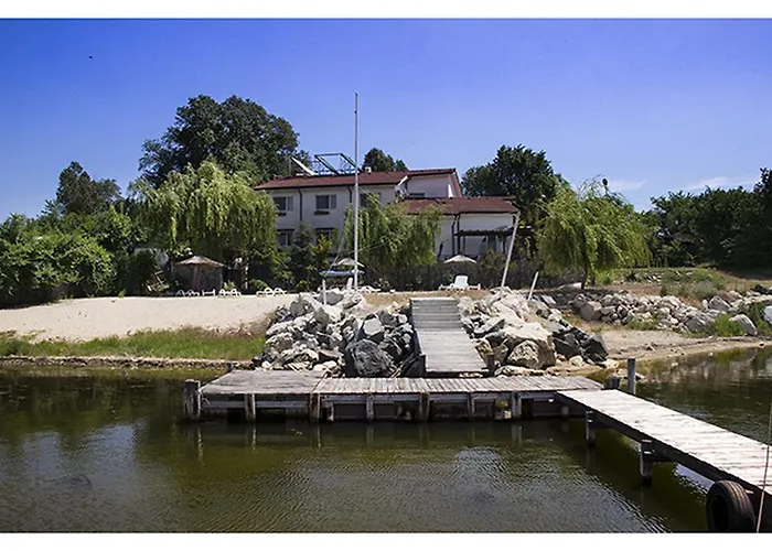 Raluca 데포리노드